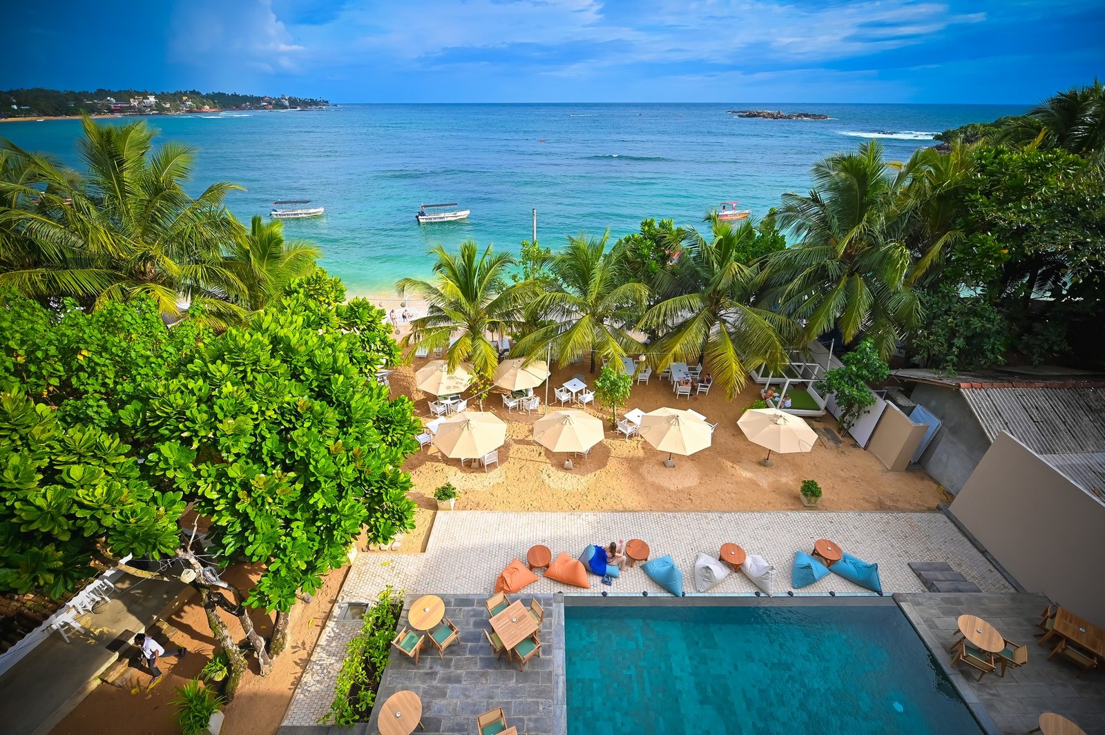 Pool with sea view, Unawatuna