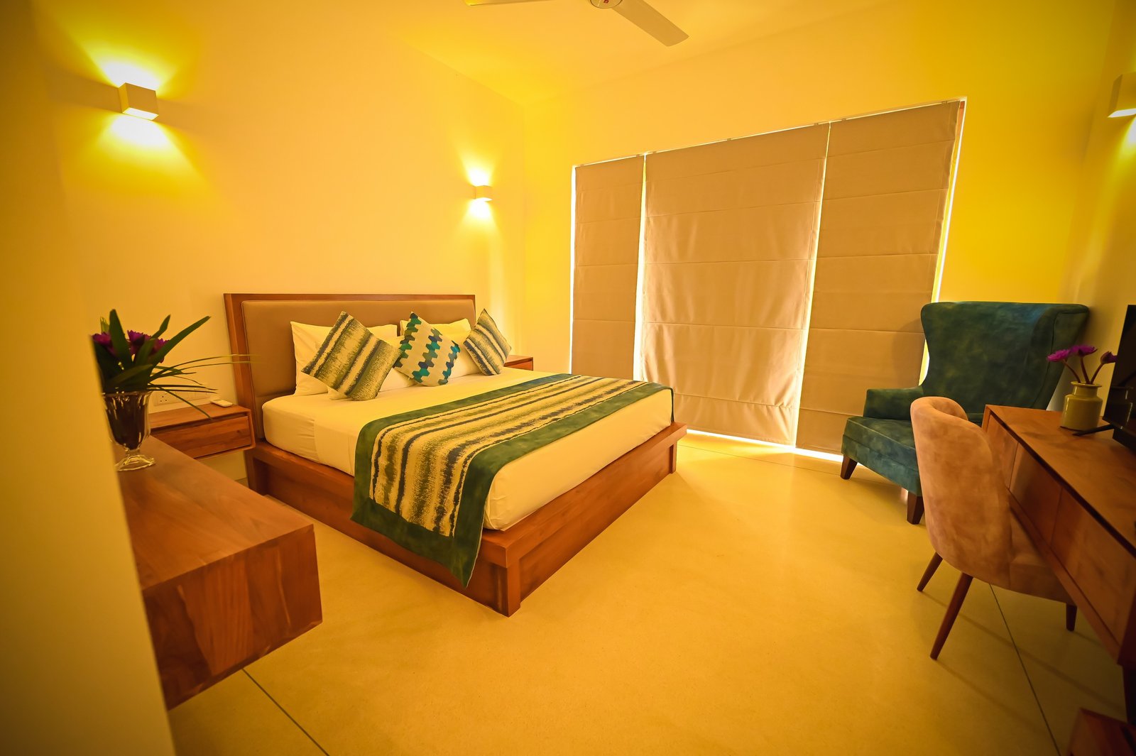 King room wide angle